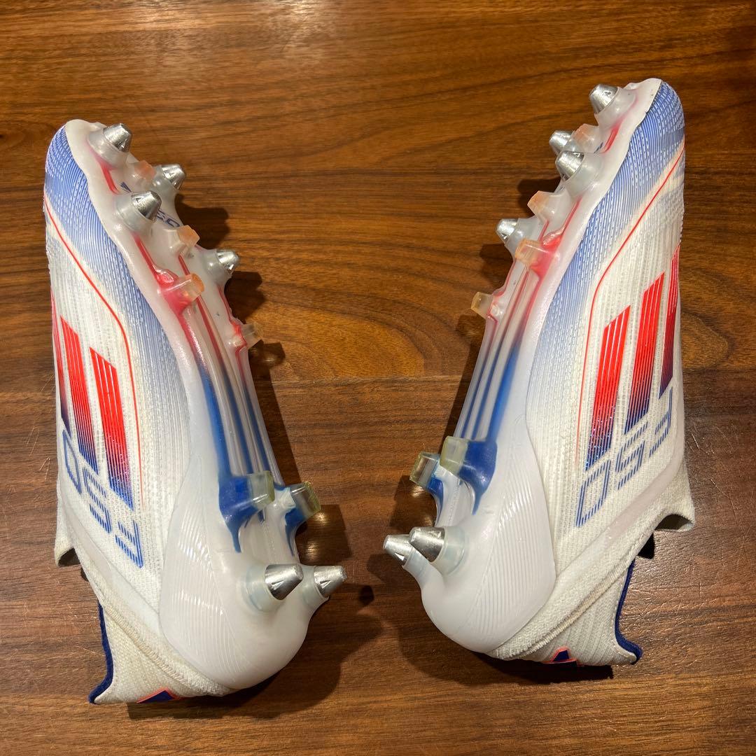 adidas F50 サッカーシューズ ホワイト/レッド/ブルー 24.5cm