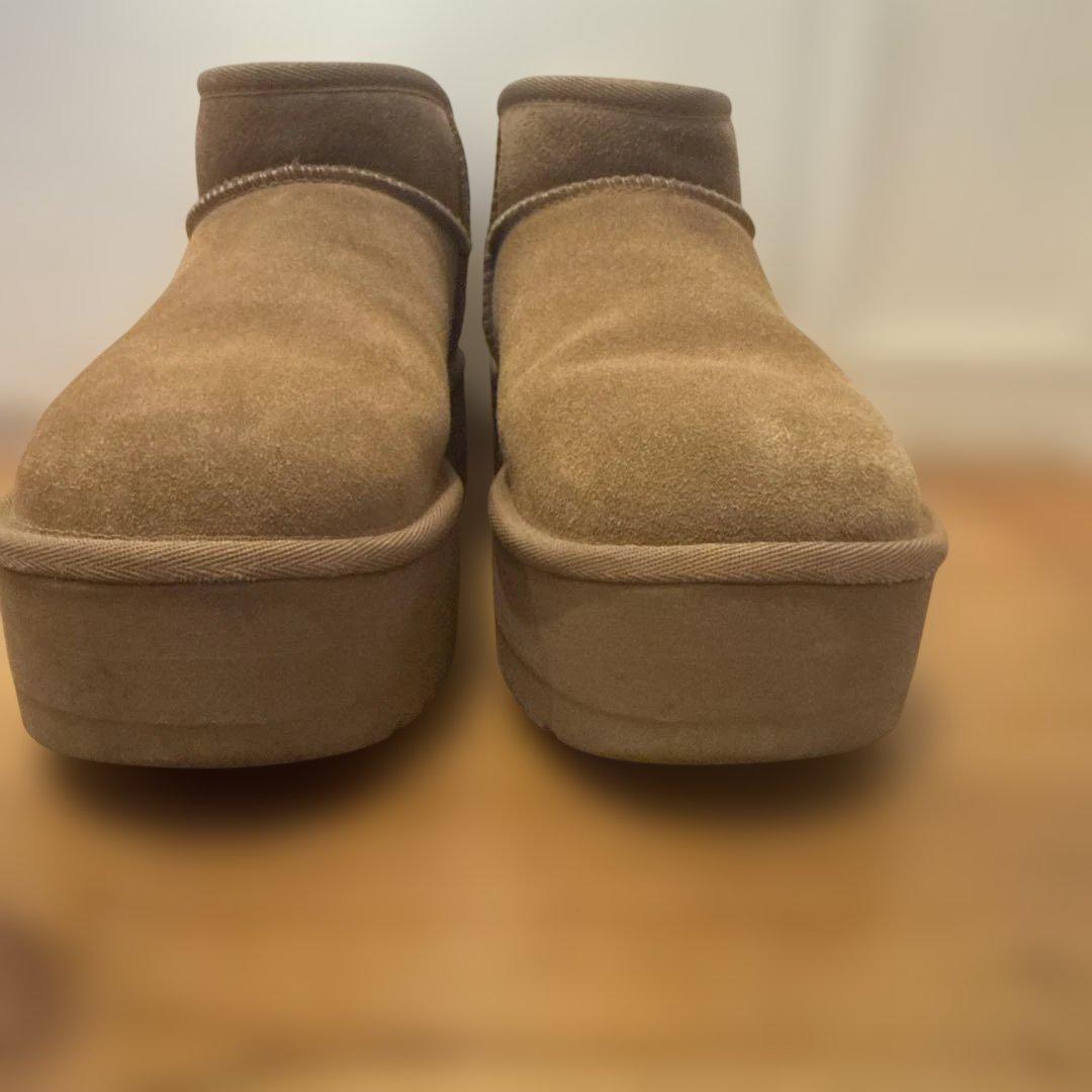 靴 UGG Classic Ultra Mini Platform