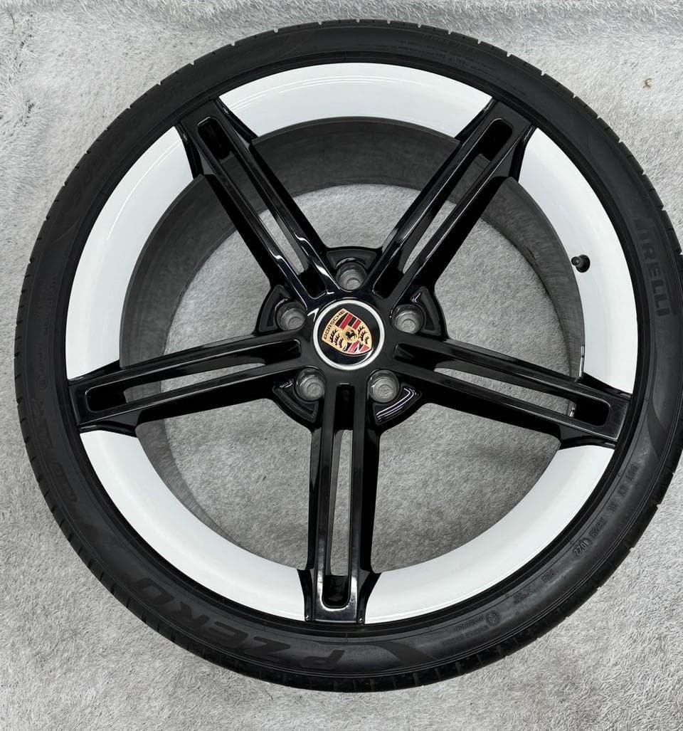 9J1 ポルシェ タイカン ターボS 純正 21インチPorsche Tycan