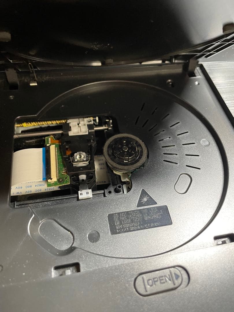 大画面 ポータブルDVD・BD・Blu-ray・ブルーレイプレーヤー/14PB