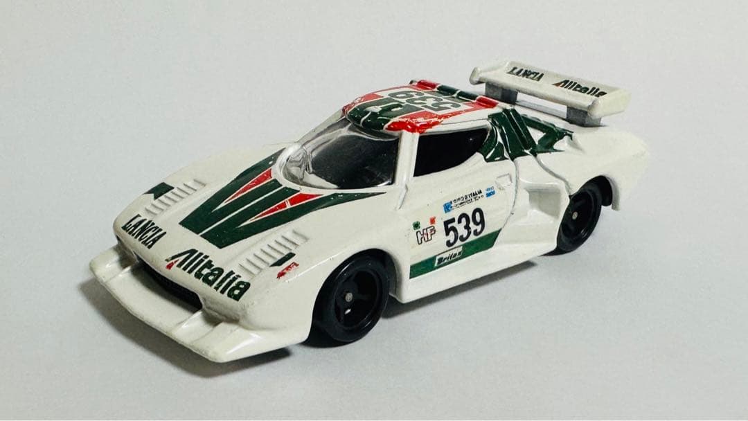トミカ　ランチアストラトス　ターボ　日本製　No.F66 黒シート