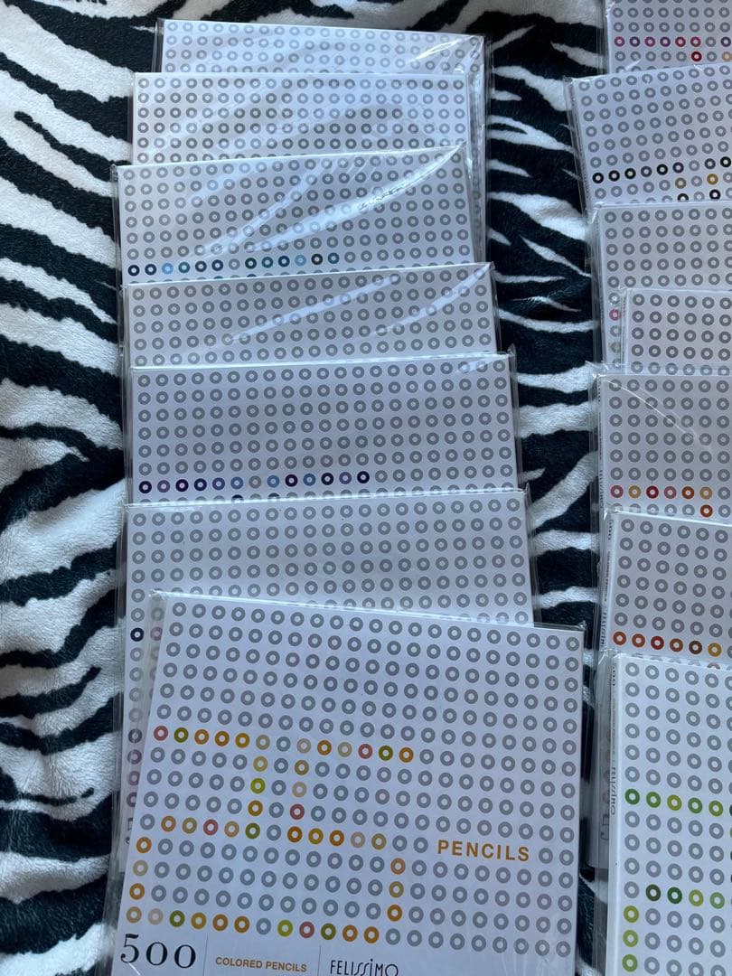 フェリシモ　felissimo 500色　など