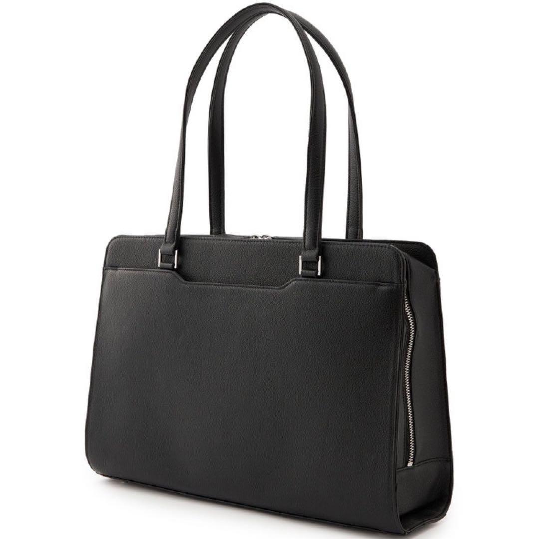 SUITSELECT × Samantha Thavasaコラボバッグ ブラック