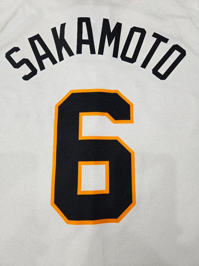 読売ジャイアンツ　坂本勇人 ユニフォームNIKE Lサイズ