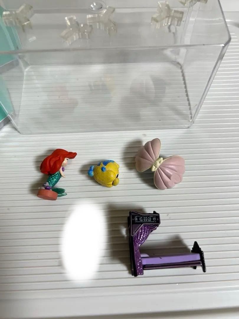 ディズニー、アニメータードール（ミニ）リトルズ、アリエル、アナ雪ベッドフィギュア