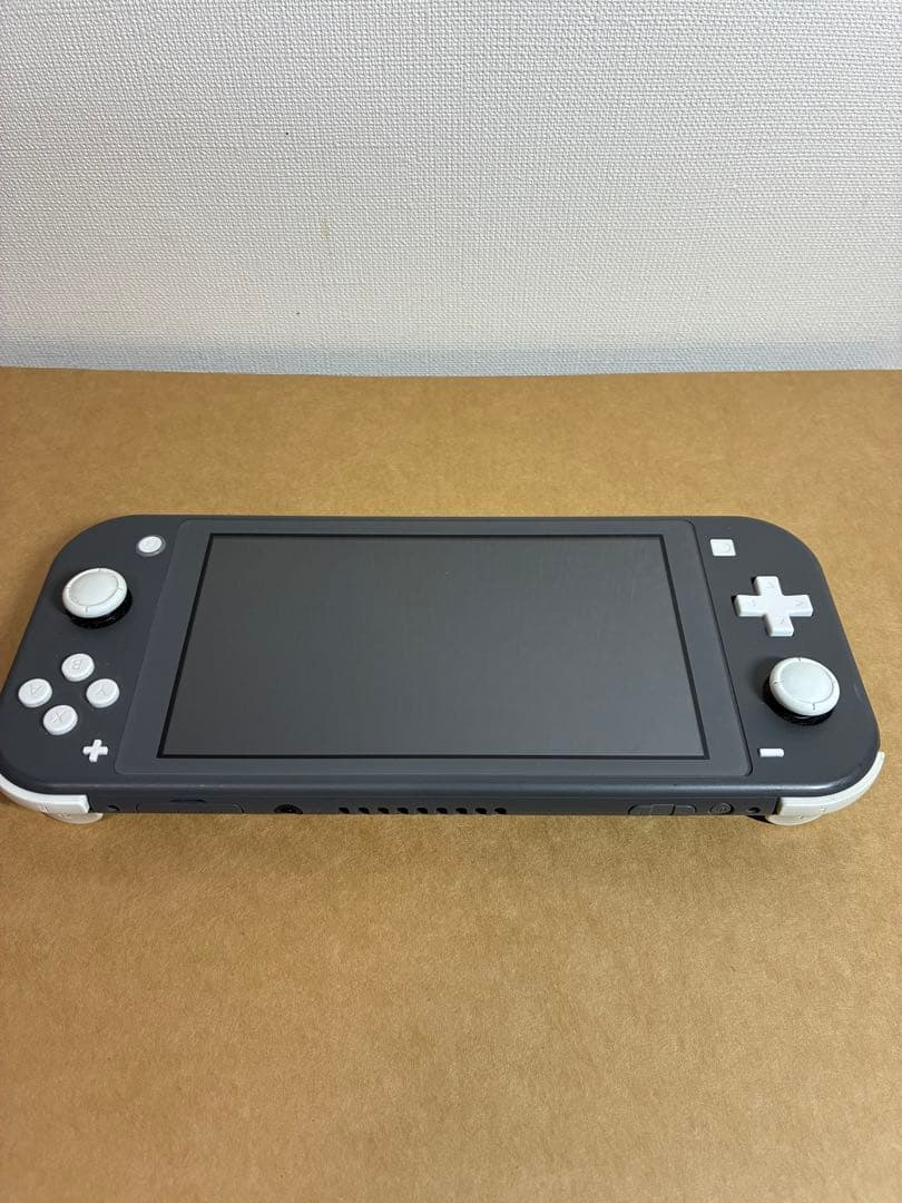 ニンテンドーSwitchライト　グレー