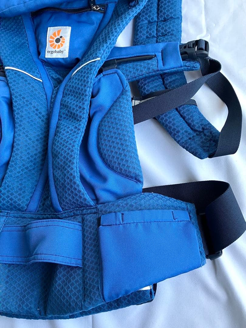 【美品】エルゴベビー オムニブリーズ サファイアブルー 赤ちゃん 抱っこ紐