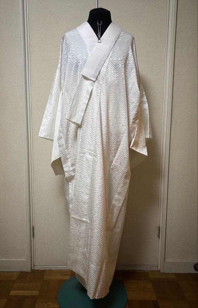 東レシルック　洗える長襦袢　袷　紗綾形模様　白　お仕立て品　無双袖　半衿つき