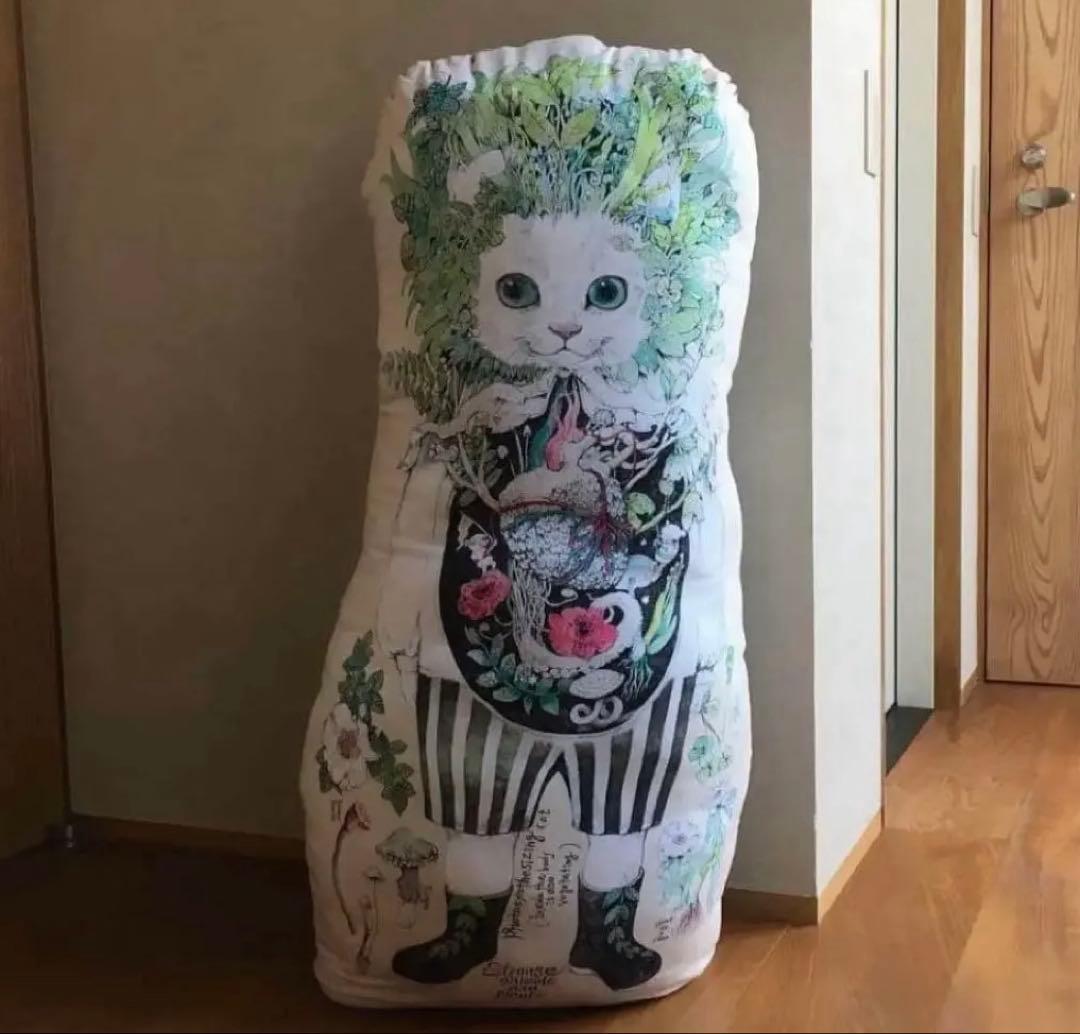 希少！直筆サインイラスト入り！ヒグチユウコさんビッグクッション