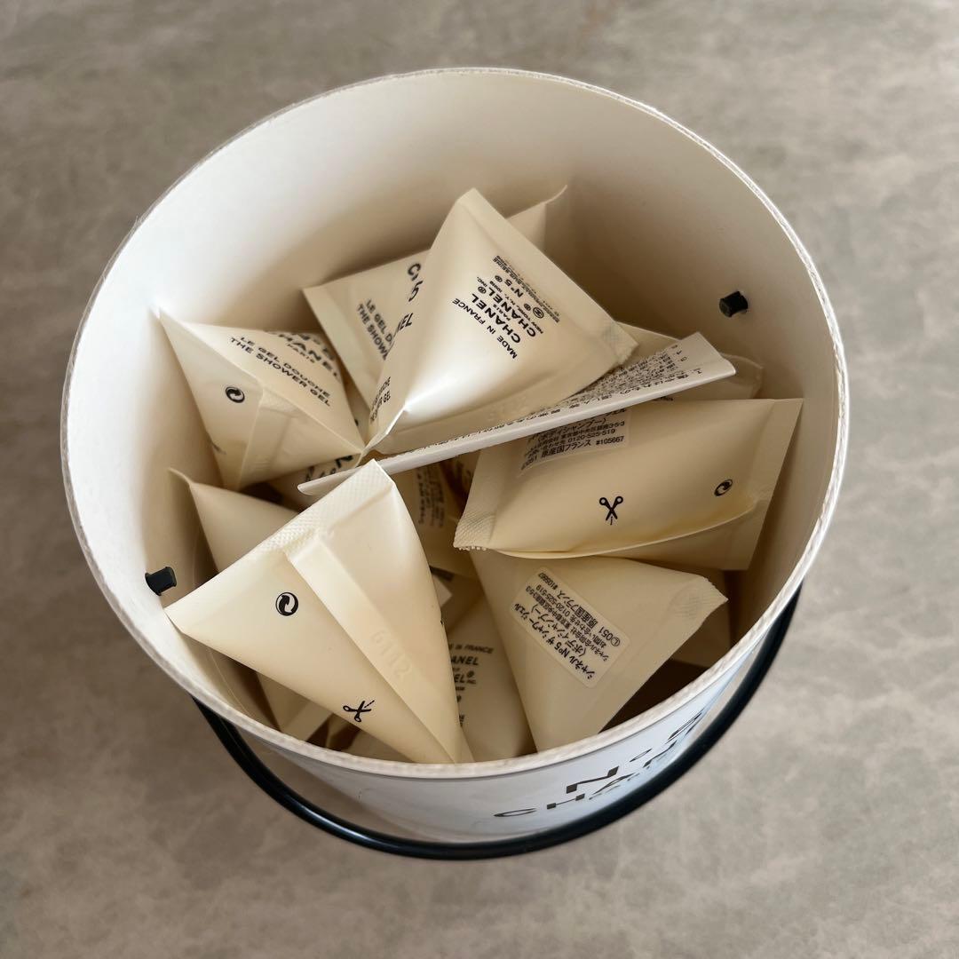 【新品未使用】CHANEL N°5 シャワージェル　シャネル 100周年限定品