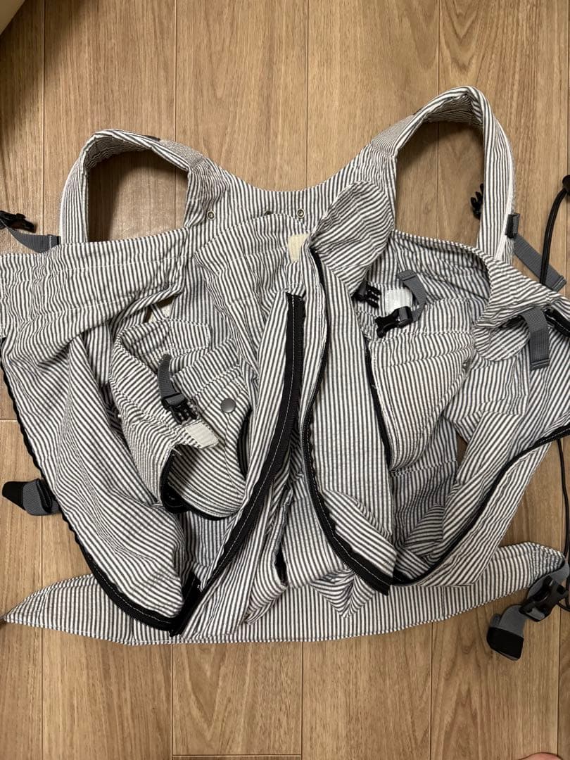 ウィーゴツイン・双子用抱っこ紐・収納バッグ付き