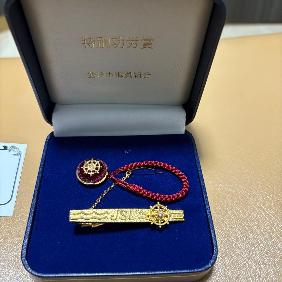 【新品】全日本海員組合特別功労賞タイピンバッジ　貴金属　ダイアモンド 18金