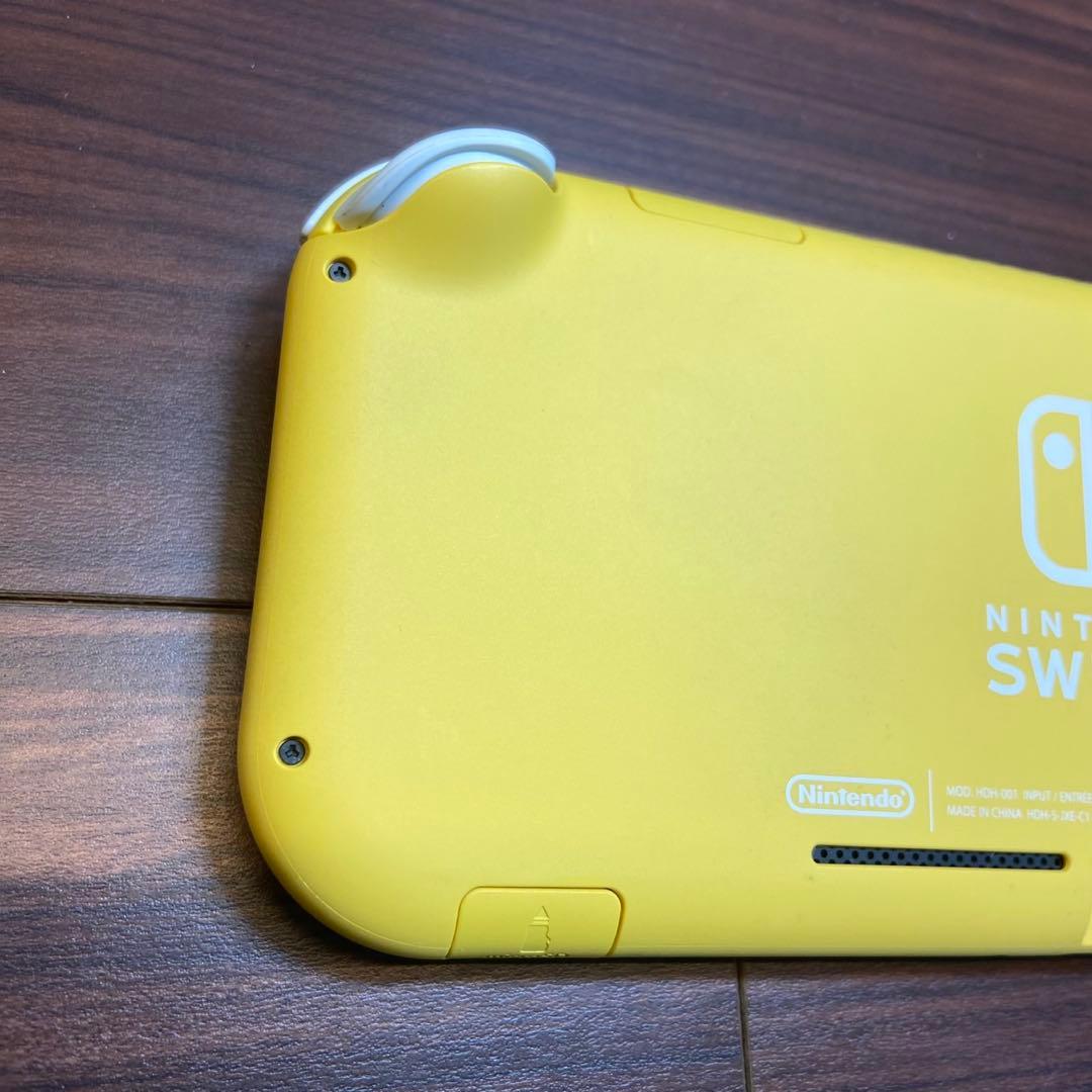 ニンテンドー Switch Lite 本体 イエロー ほぼ新品 5732