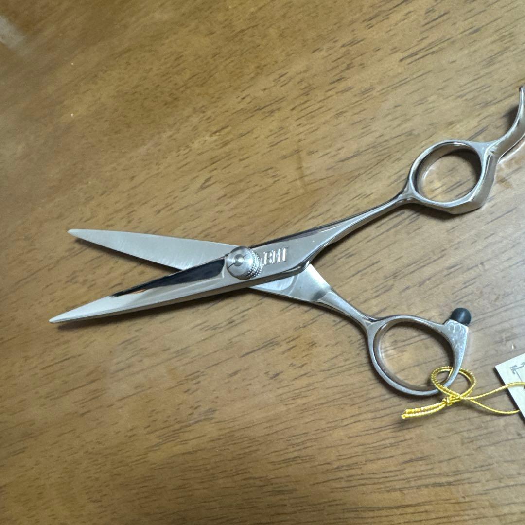 BMI シザー　ハサミ　7.0インチ