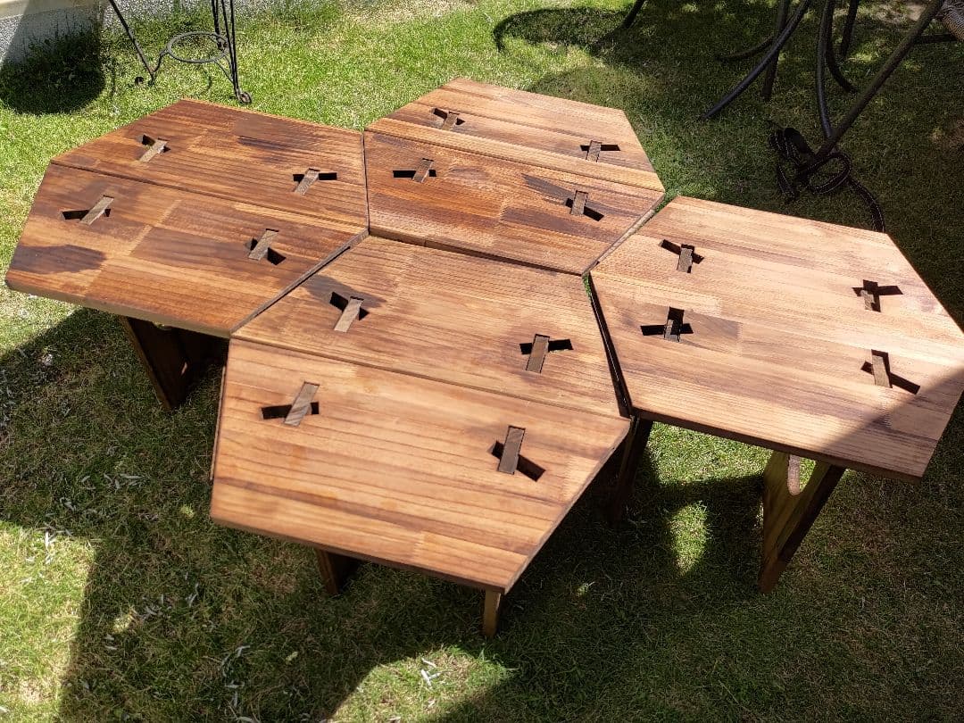 木製手作りキャンプテーブル 囲炉裏 組み立て式円卓 ファイヤーオクタゴンテーブル