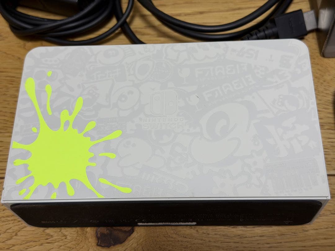 Nintendo Switch スプラトゥーン3エディション 本体とケース