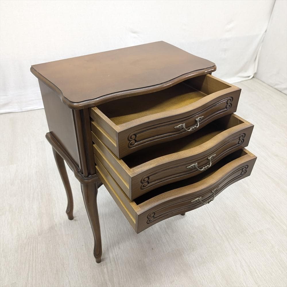 猫脚　リビングチェスト　コンソール　飾台　ナイトテーブル　サイドチェスト　タンス