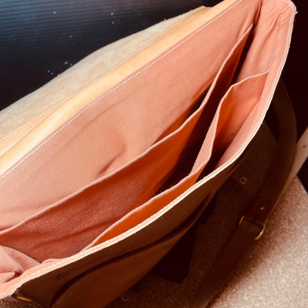 ILBiSONTEレザー本革メンズ2wayショルダーハンドバッグ／ブラウン