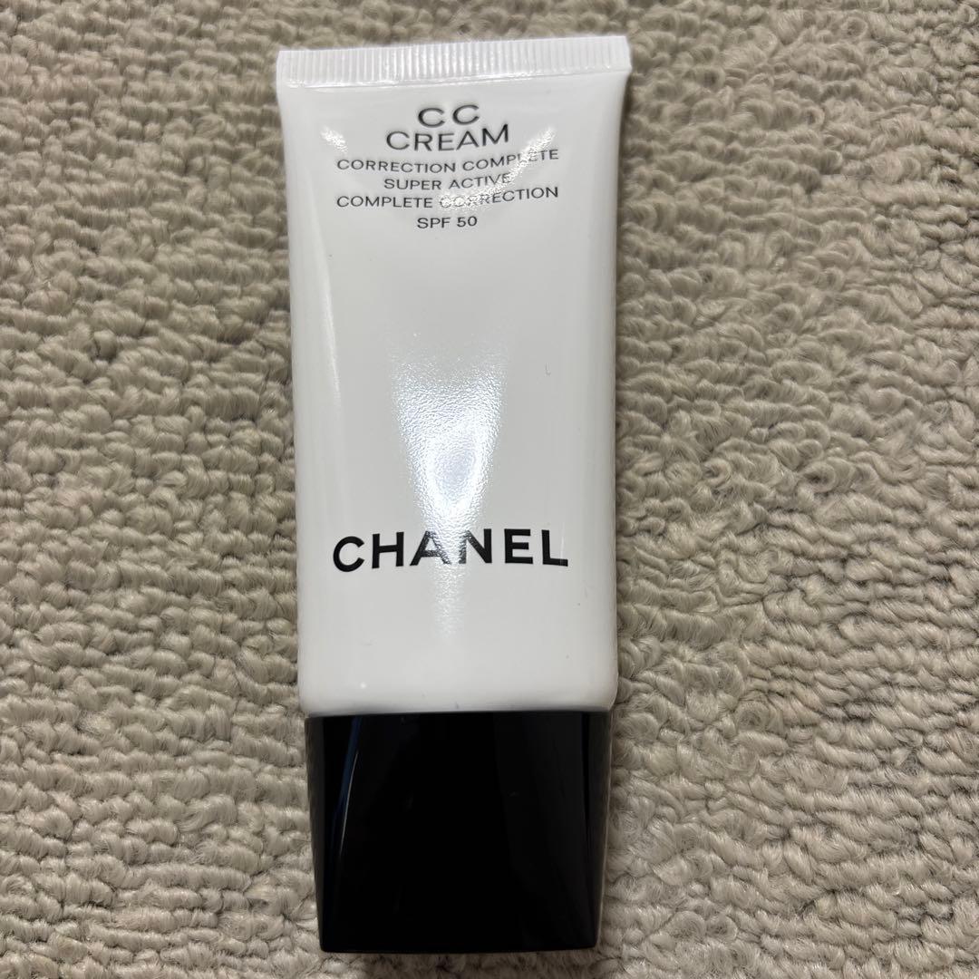 CCクリーム CHANEL CC CREAM 10 BEIGE SPF 50
