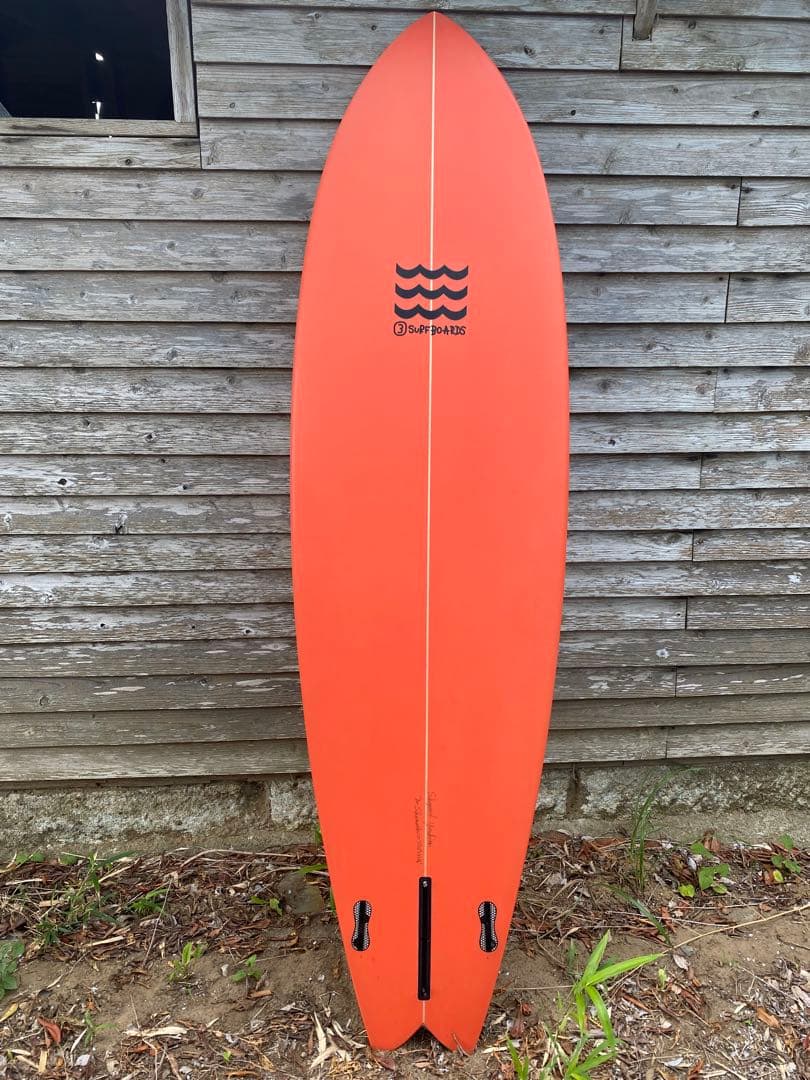 3surfboards 7'2ミッドレングス　サーフボード