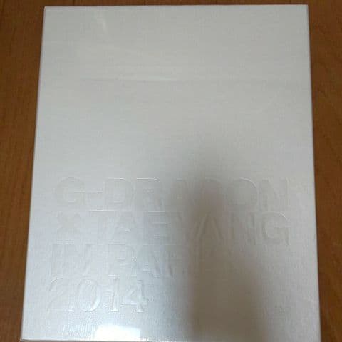 G-DLAGON×TAEYANG IN PARIS