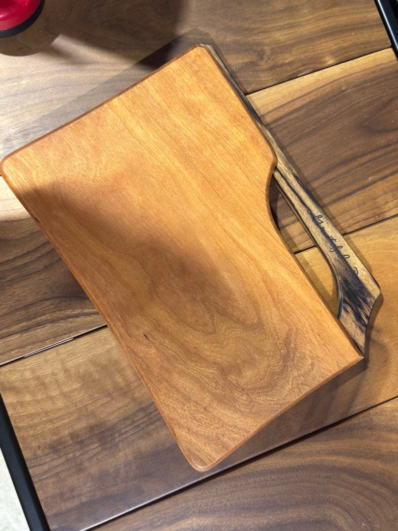 Woode-de dede solo ブラックチェリー×黒柿　カッティングボード