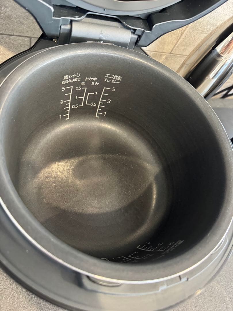 Panasonic SR-NA102 炊飯器 ブラック