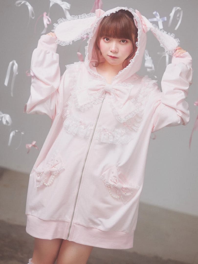 アンクルージュ　うさみみパーカー