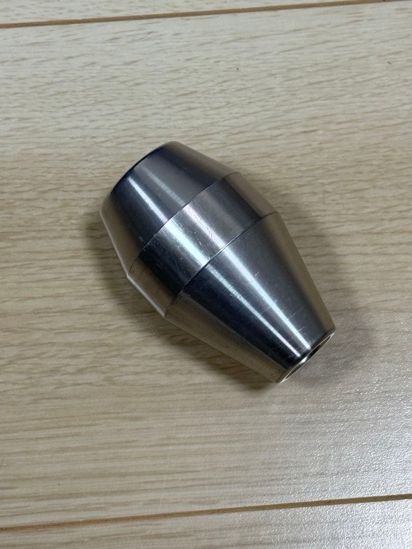 VeilSide　ヴェイルサイド　５速　シフトノブ　M10×ピッチ1.25　日産