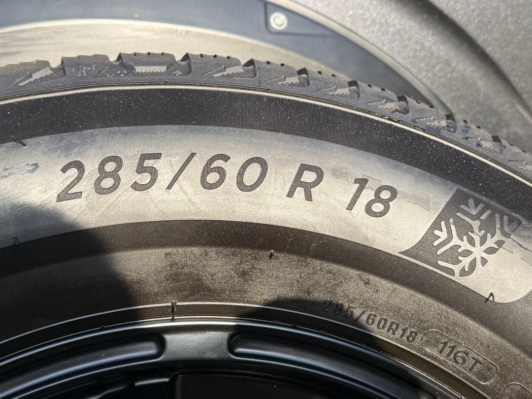 B-mudK 18インチホイール　ランクル200で使用