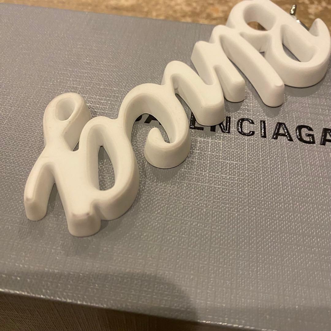 BALENCIAGA バレンシアガ　ロゴチャーム