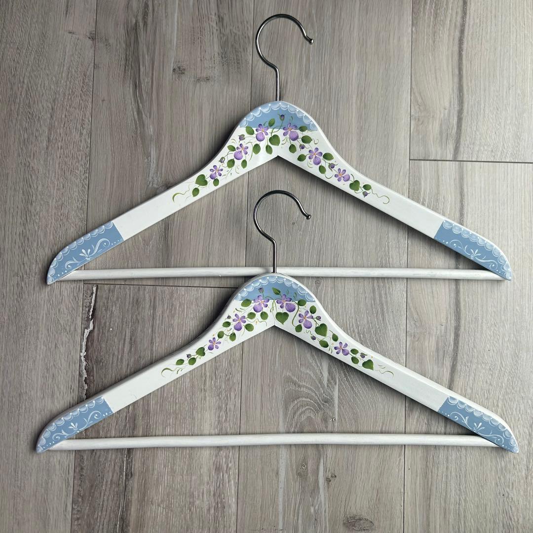 トールペイント作品　ホワイトハンガー8本