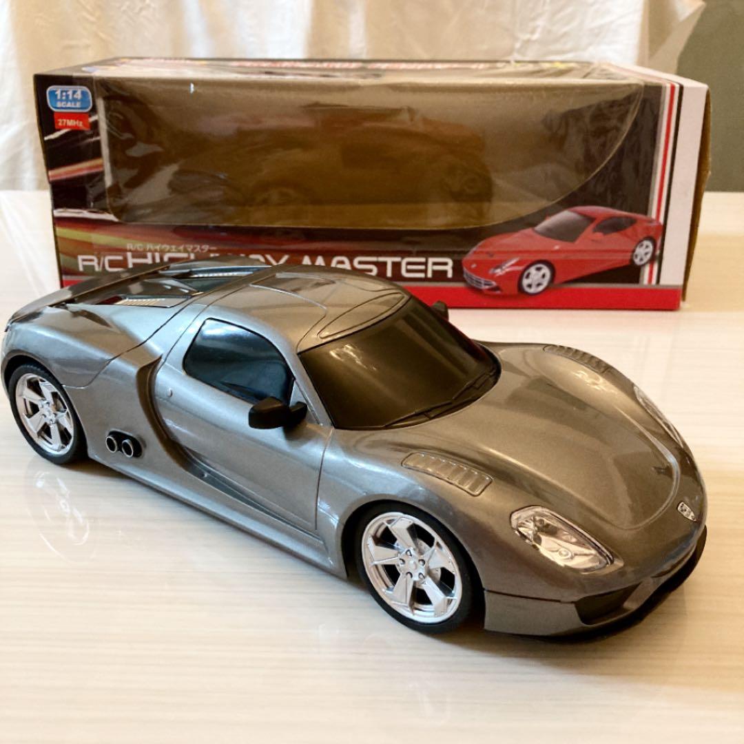 ❣️とにかくカッコイイ❣️R/Cハイウェイマスターズ　ラジコン　1:14 シルバー❣️