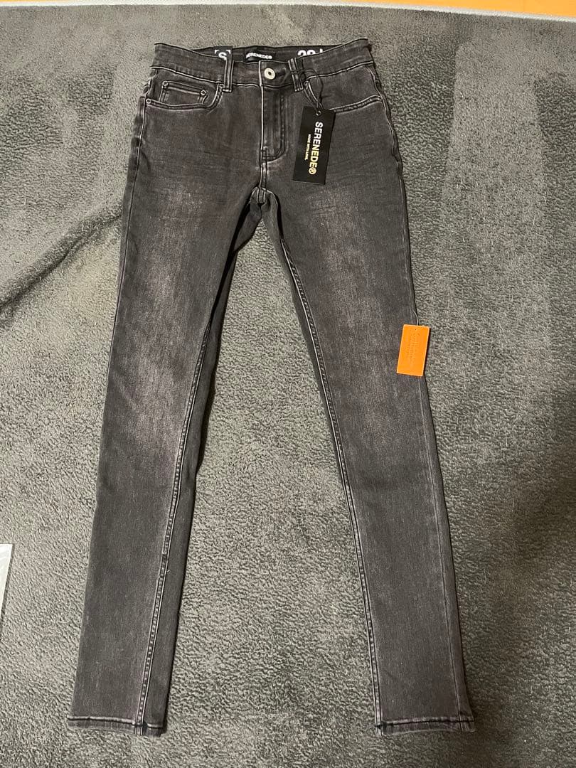 serenede スリムフィットデニム　28