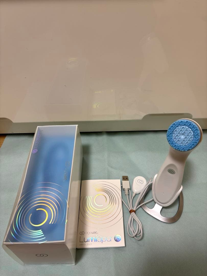 Lumispa 洗顔ブラシ ホワイト