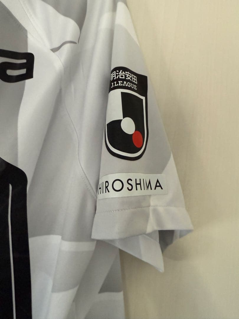 サンフレッチェ広島ユニホーム　トルガイアルスラン30 Lサイズ