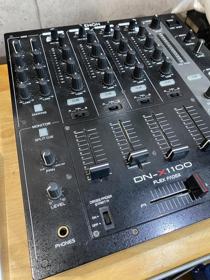 【高音質DJミキサー】DENON DN-X1100