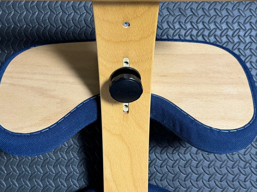 高島屋購入・子供使用・キレイ バランスチェア 学習チェア ネイビー