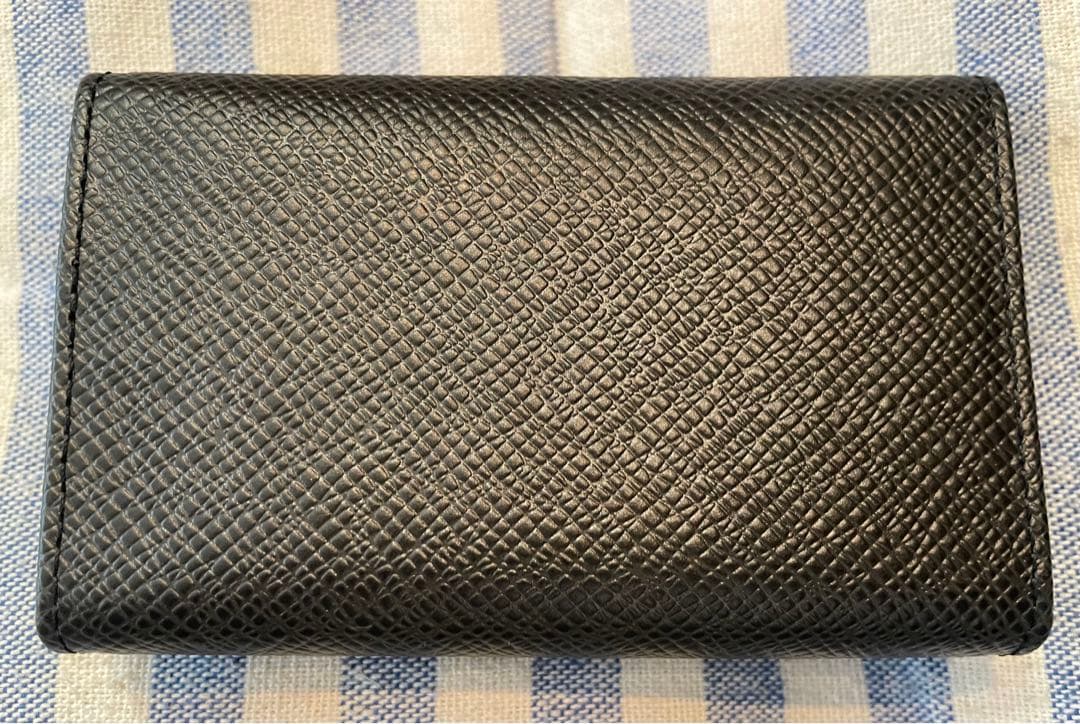 新品未使用箱付き　ルイ ヴィトン キーケース タイガ黒　ミュルティクレ6 正規品