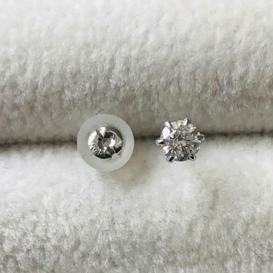 Pt ダイヤモンド　ピアス　片耳用