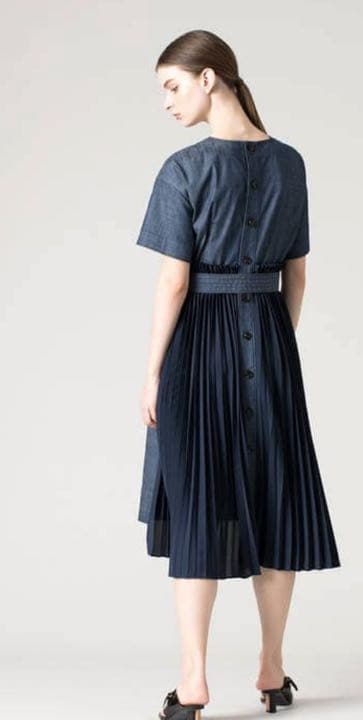 希少　即完売品アドーア✴︎ワンピース