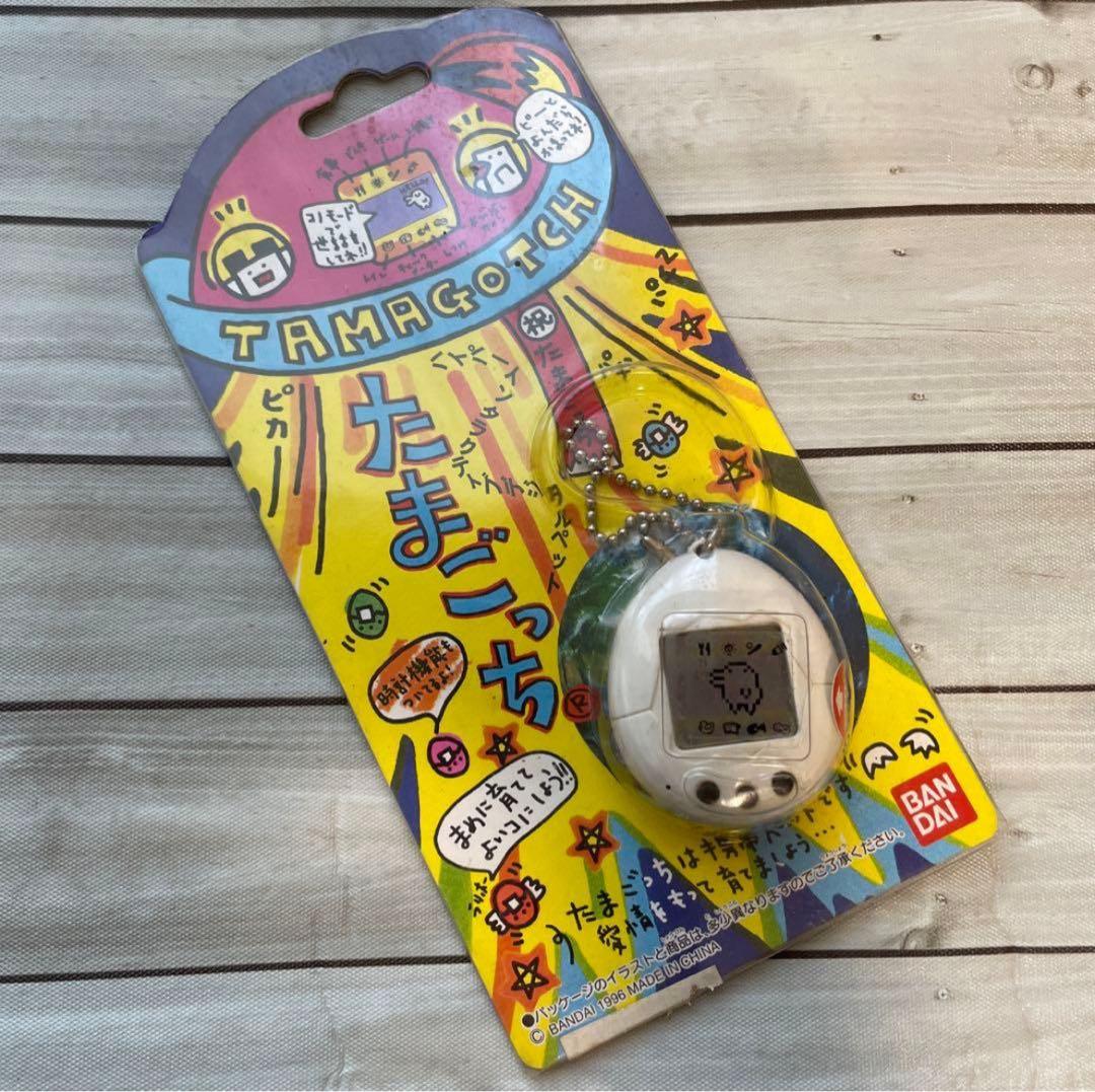 BANDAI Tamagotchi たまごっちホワイト