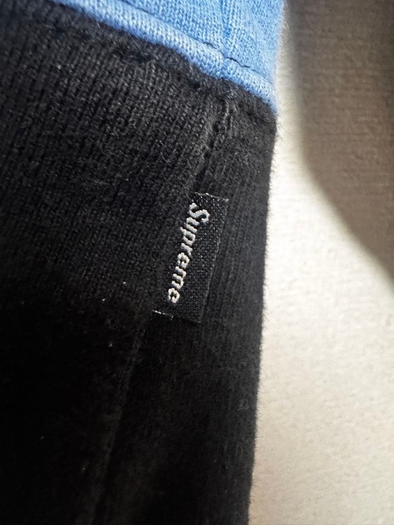 シュプリーム/ビッグ刺繍アーチロゴパーカー Sサイズ【コムドット】