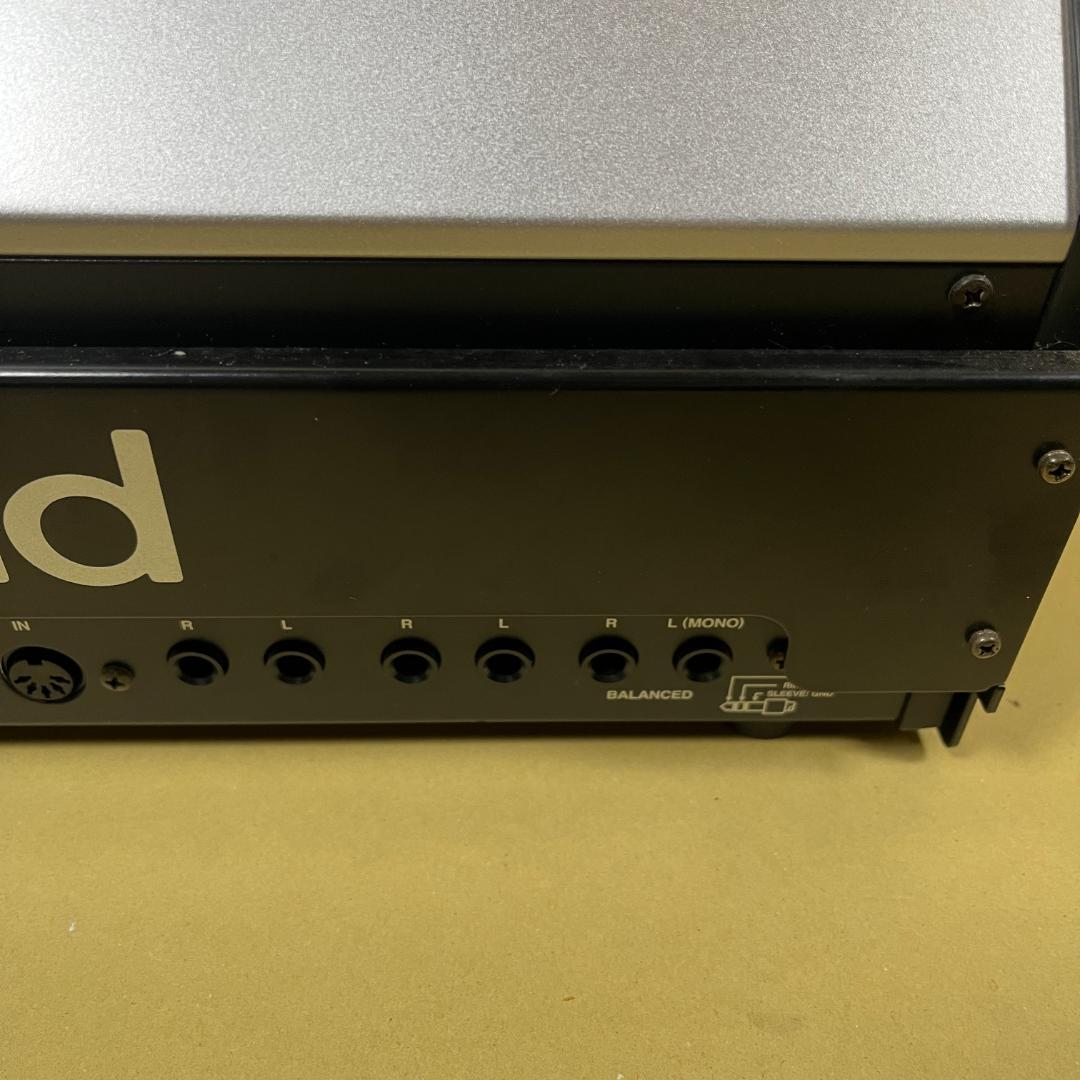 Roland V-SYNTH XT Ver2.0 ラックマウントシンセサイザー