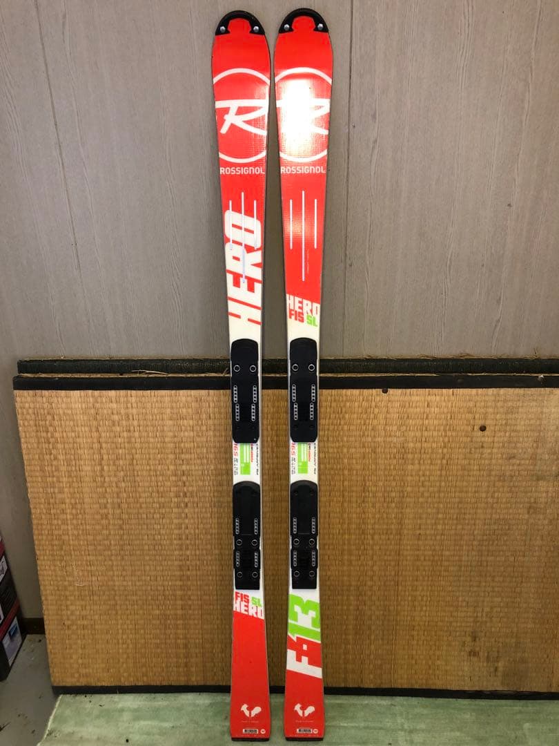 ROSSIGNOLスキー板