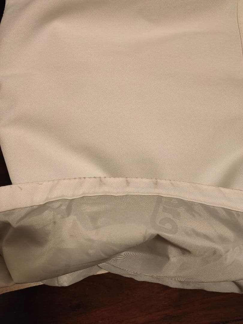 【エーアールジー　スノーボードウェア　レディースM　上下＋グローブ 3点セット】