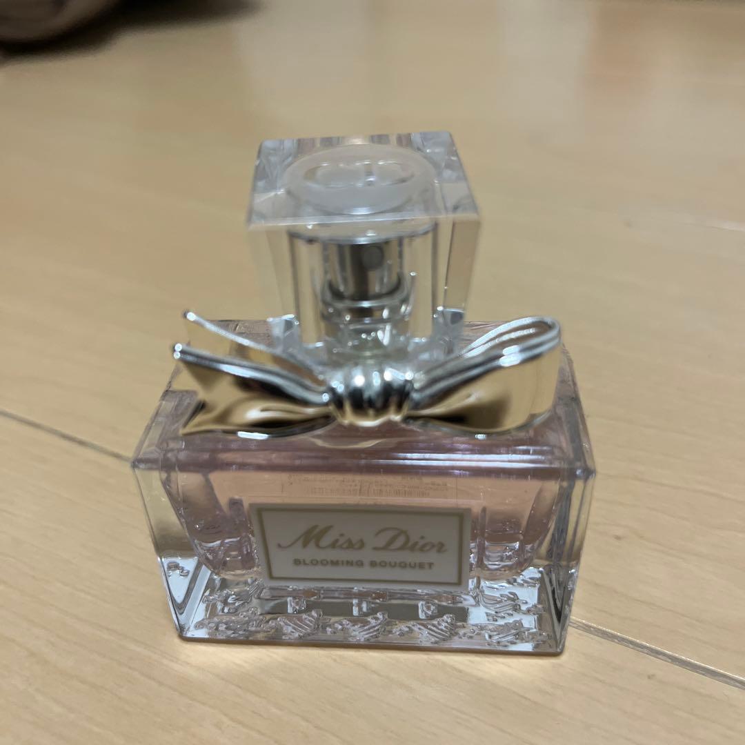 ミス ディオール ブルーミングブーケ 30ml