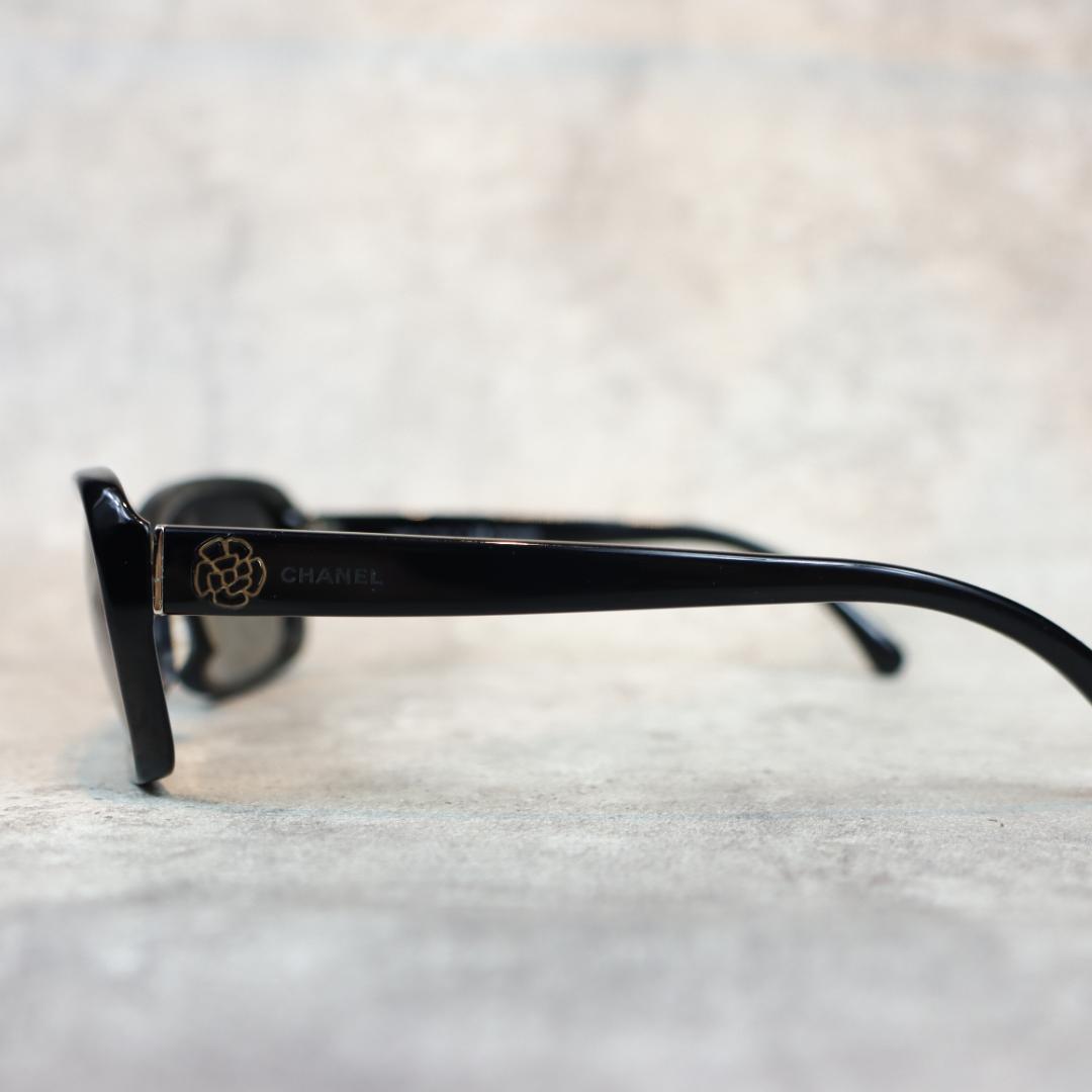 CHANEL シャネル サングラス ブラック ケース 箱 付き 高級