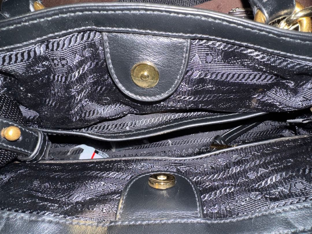 PRADA 黒 ナイロン ハンドバッグ