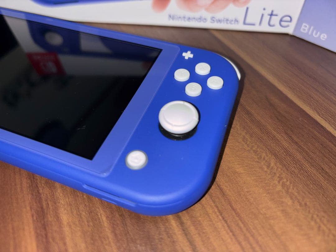 Nintendo Switch Lite ブルー 付属品有り 美品